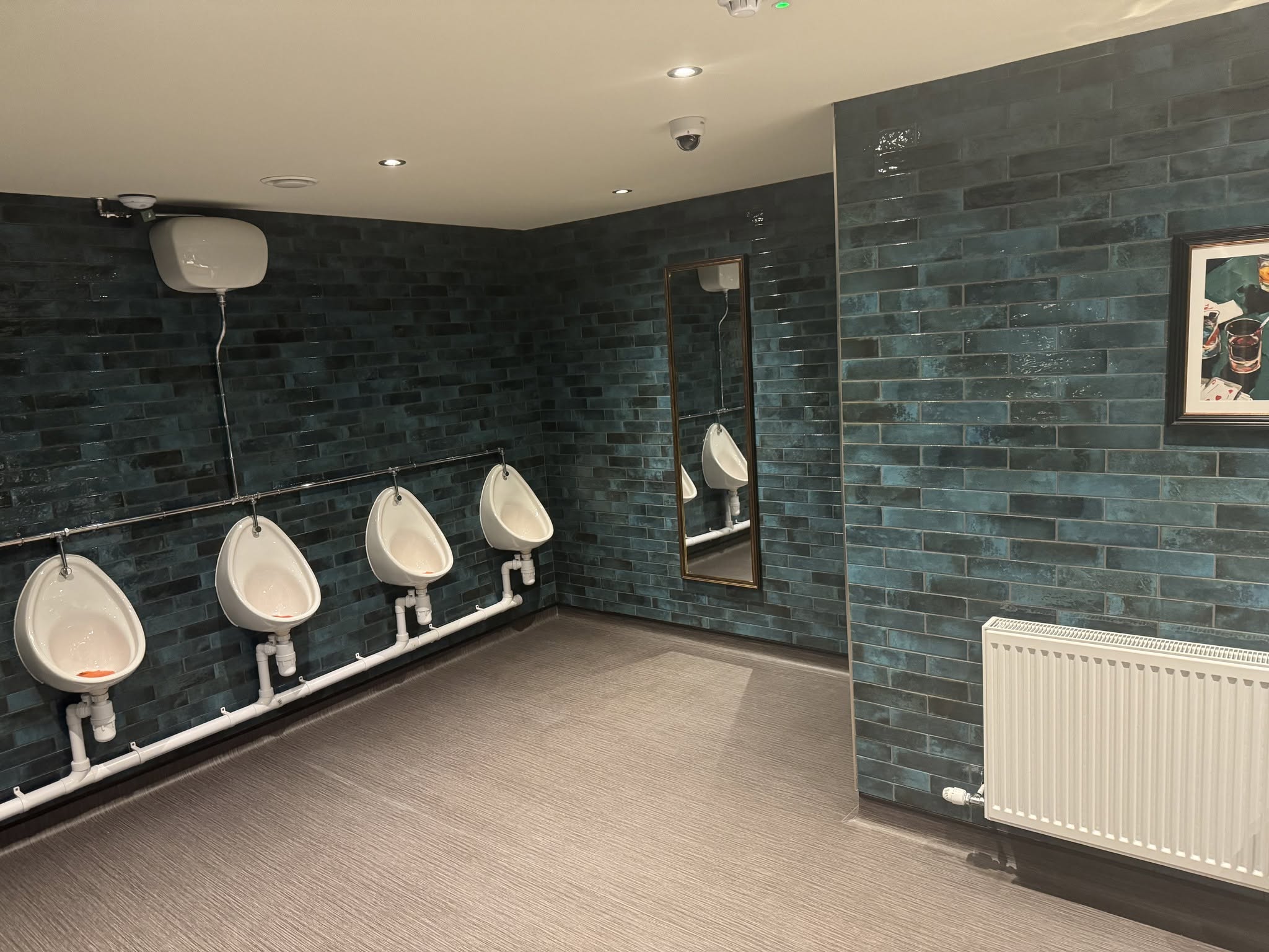 Commercial washroom plumbing